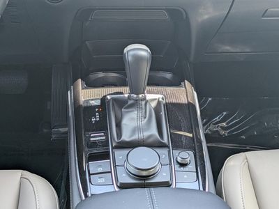 2025 Mazda CX-30 - Photo 15
