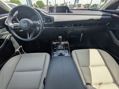2025 Mazda CX-30 - Photo 11