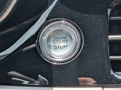2025 Genesis G70 - Photo 27