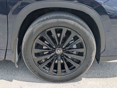 2023 Toyota Highlander - Photo 10