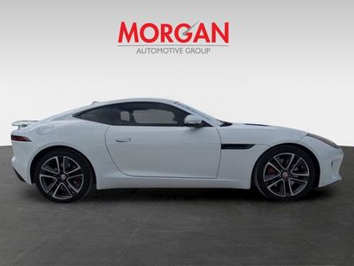2019 Jaguar F-TYPE - Photo 2