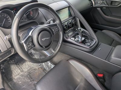 2019 Jaguar F-TYPE - Photo 12