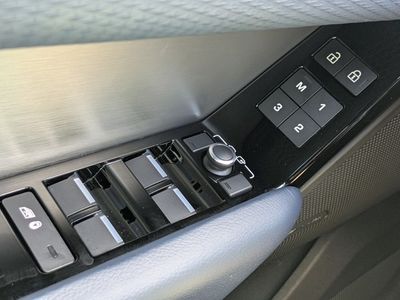 2021 Land Rover Range Rover Velar - Photo 19