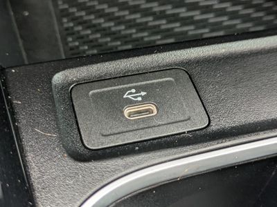 2024 Mercedes-Benz GLA - Photo 17