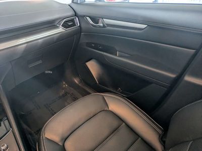 2025 Mazda CX-5 - Photo 15
