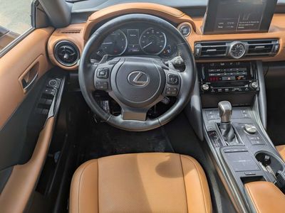 2024 Lexus IS - Photo 11