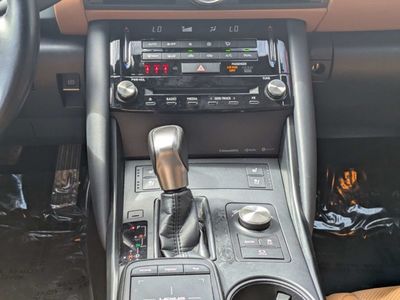 2024 Lexus IS - Photo 14