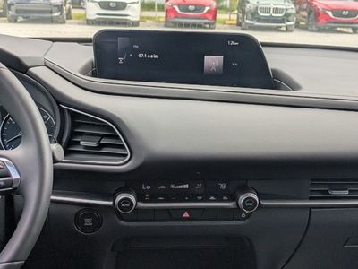 2025 Mazda CX-30 - Photo 15
