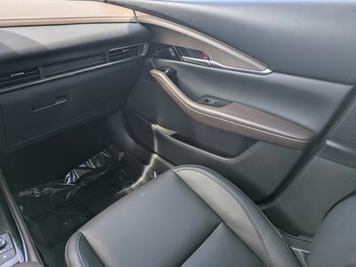 2025 Mazda CX-30 - Photo 14
