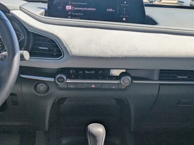 2026 Mazda CX-30 - Photo 15