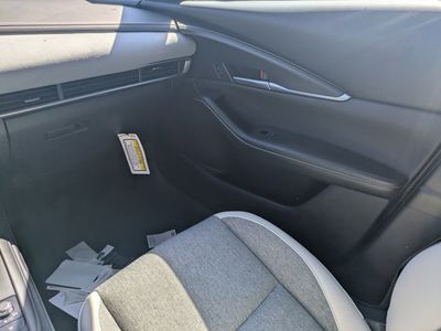 2026 Mazda CX-30 - Photo 14