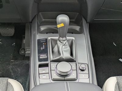 2026 Mazda CX-30 - Photo 16