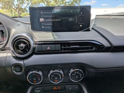 2026 Mazda MX-5 Miata RF - Photo 12