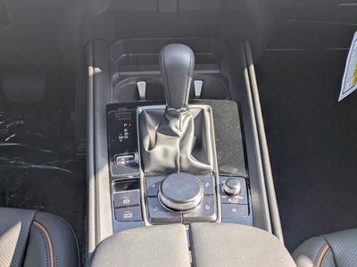 2025 Mazda CX-50 - Photo 16