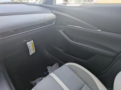 2026 Mazda CX-30 - Photo 14