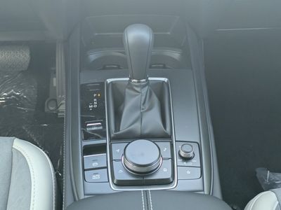 2026 Mazda CX-30 - Photo 16