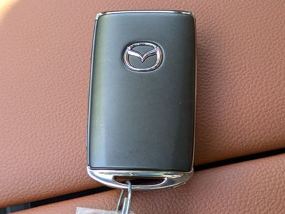 2025 Mazda CX-50 - Photo 31