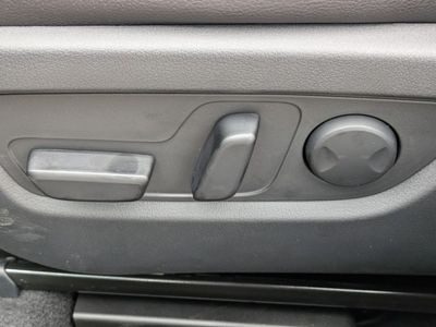 2026 Mazda CX-50 - Photo 17