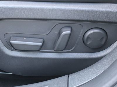 2026 Mazda CX-50 - Photo 17