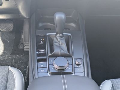 2026 Mazda CX-30 - Photo 16