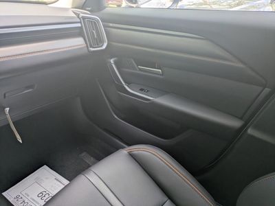 2026 Mazda CX-50 - Photo 14