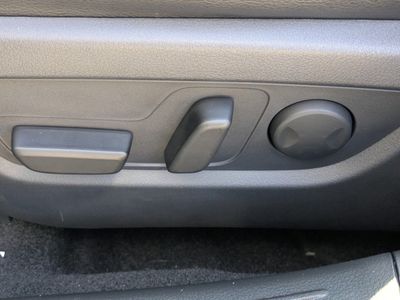2026 Mazda CX-50 - Photo 17