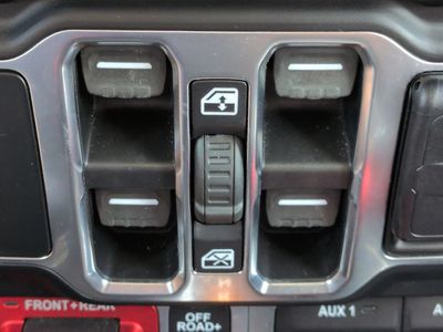 2020 Jeep Gladiator - Photo 24