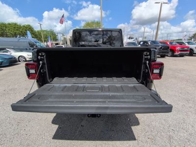 2020 Jeep Gladiator - Photo 13