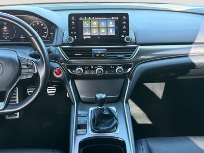 2019 Honda Accord - Photo 18