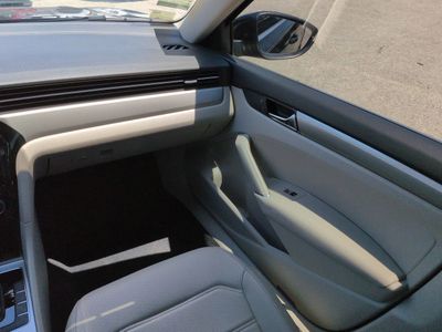 2021 Volkswagen Passat - Photo 17