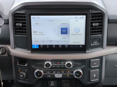 2025 Ford F-150 - Photo 18