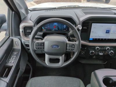 2025 Ford F-150 - Photo 16
