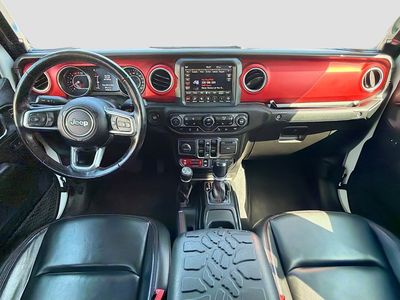2021 Jeep Gladiator - Photo 16