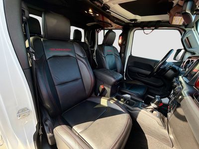 2021 Jeep Gladiator - Photo 15