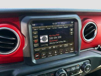 2021 Jeep Gladiator - Photo 31