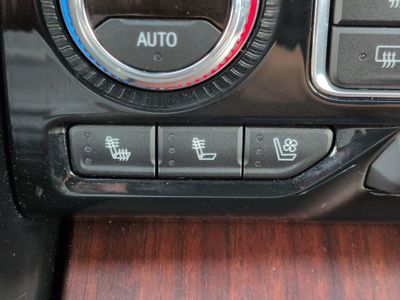 2023 GMC Yukon - Photo 25
