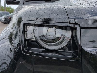2023 Land Rover Defender 110 - Photo 10