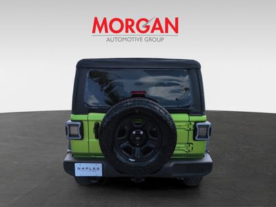 2025 Jeep Wrangler - Photo 6