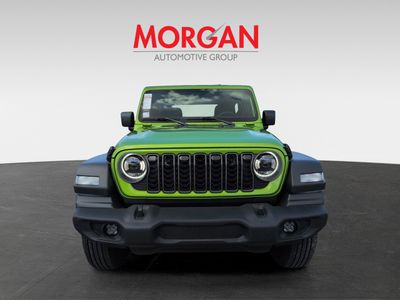 2025 Jeep Wrangler - Photo 3