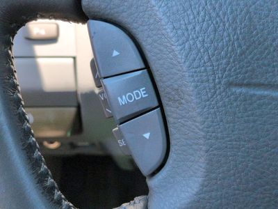 2006 Lexus LS - Photo 24