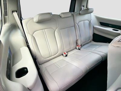 2022 Jeep Grand Wagoneer - Photo 22