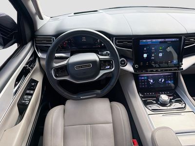 2022 Jeep Grand Wagoneer - Photo 18