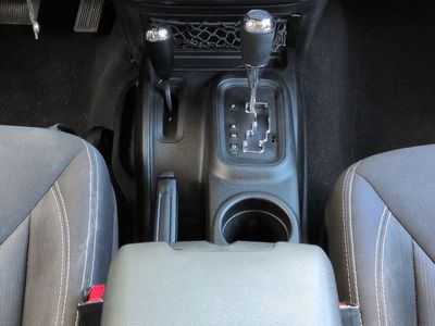 2015 Jeep Wrangler - Photo 19