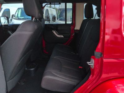 2015 Jeep Wrangler - Photo 14