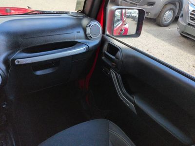 2015 Jeep Wrangler - Photo 17