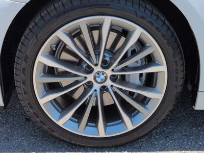 2023 BMW 5 Series - Photo 11