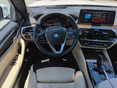 2023 BMW 5 Series - Photo 16