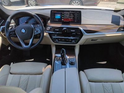 2023 BMW 5 Series - Photo 15
