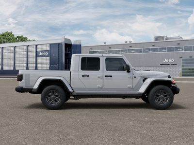 2026 Jeep Gladiator — photo 21 view