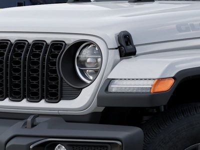 2026 Jeep Gladiator — photo 10 view